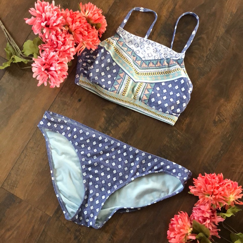XHILARATION 2 pc set SZ D/DD blue Aztec halter top racer back bikini & bottoms